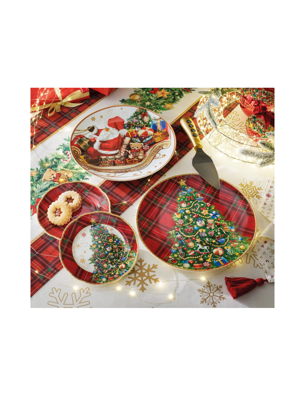 PORCELAIN CHRISTMAS TARTAN SERVING PLATE | Brandani