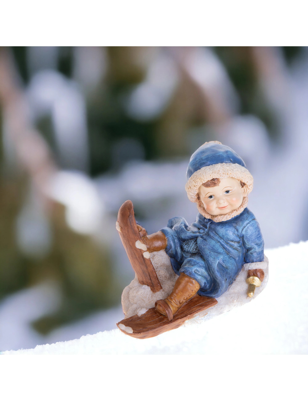 BOY W/SKIS RESIN | Brandani